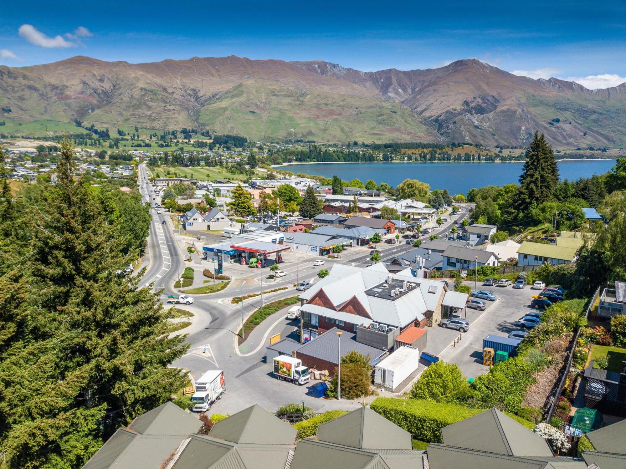 Ride Base Wanaka Apartments מראה חיצוני תמונה
