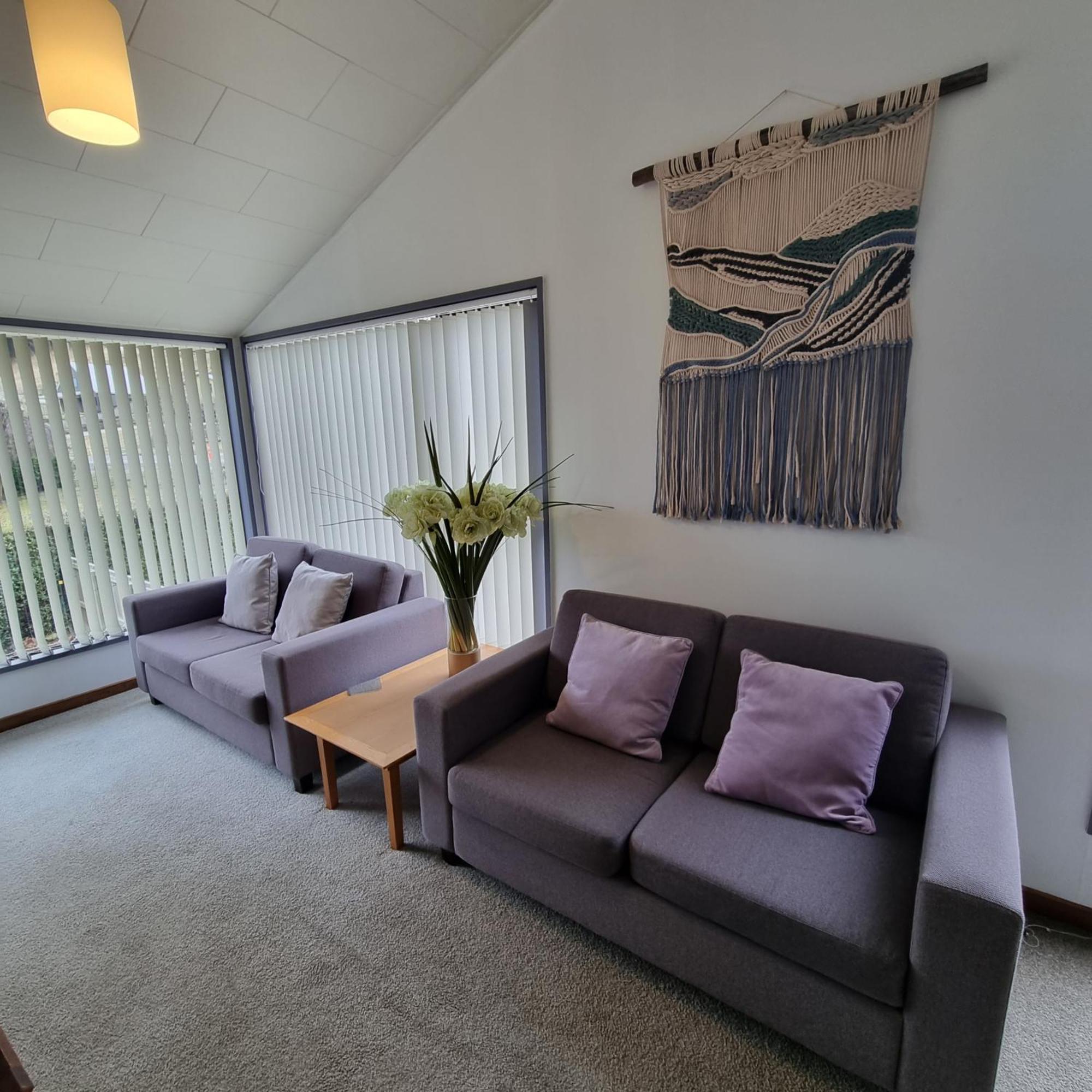 Ride Base Wanaka Apartments מראה חיצוני תמונה