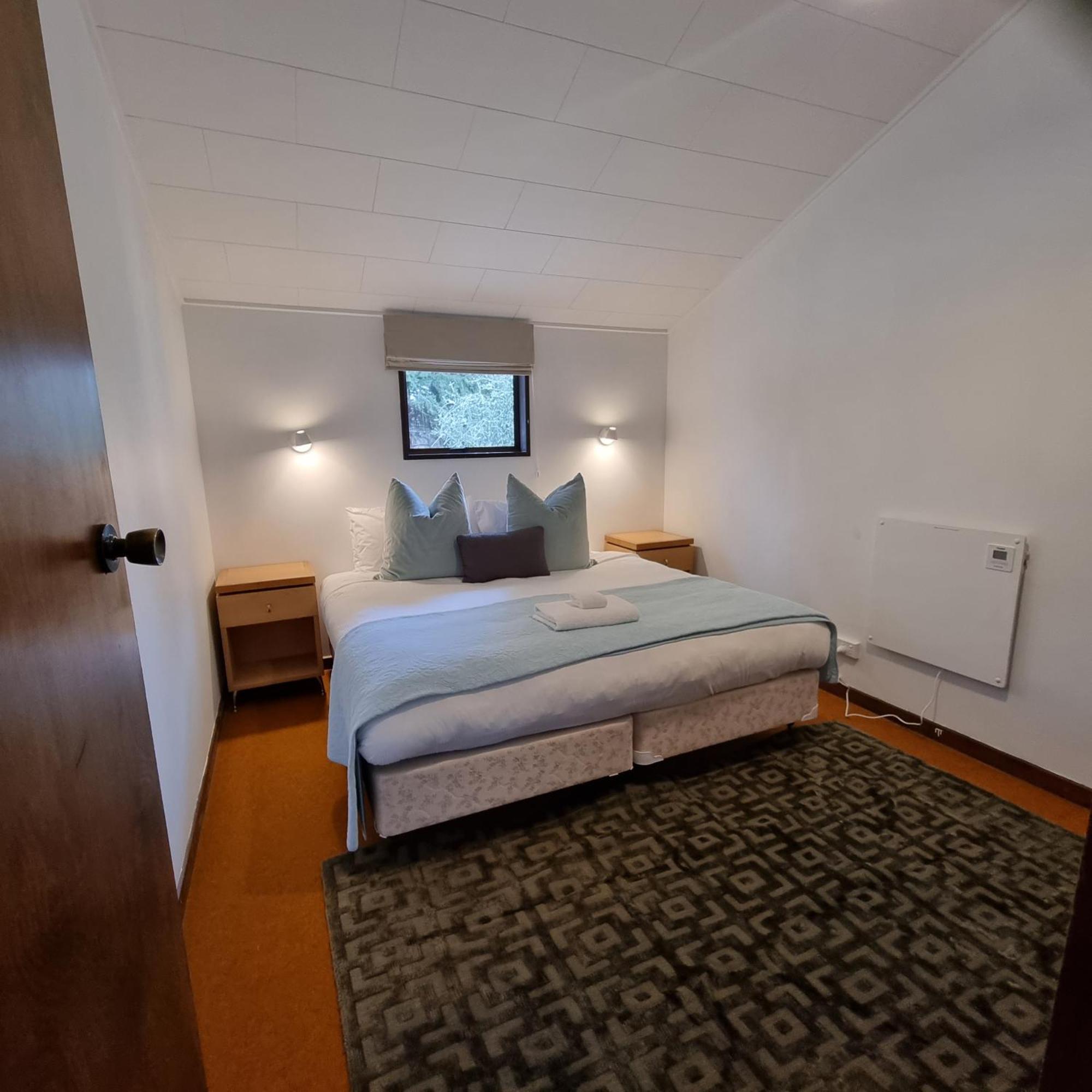 Ride Base Wanaka Apartments מראה חיצוני תמונה